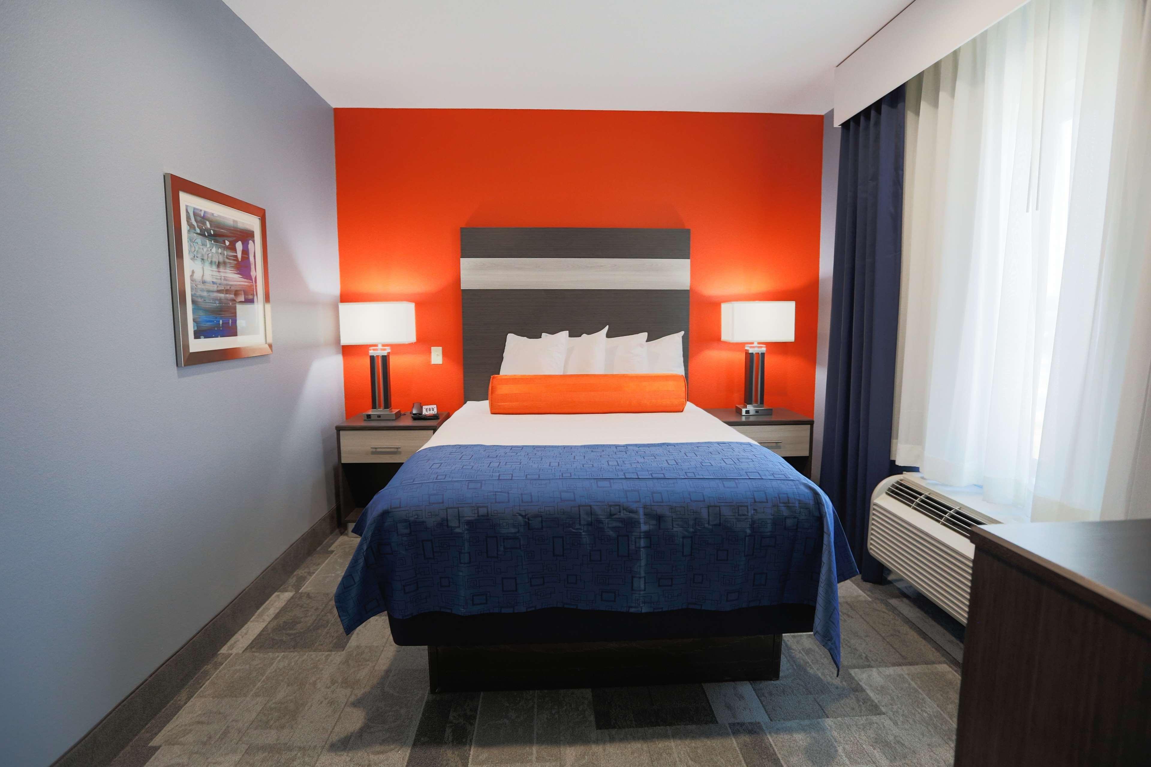 Best Western Plus Wewoka Inn & Suites Bagian luar foto